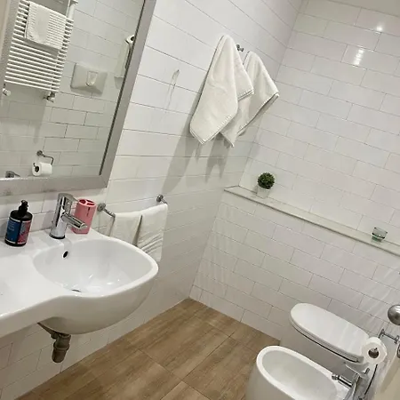 The Fresh Glamour فندق مبيت وإفطار نابولي